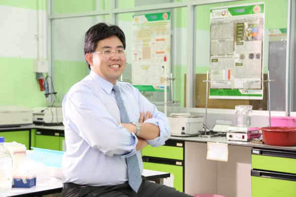Asst. Prof. Dr. Suksun Amornraksa 